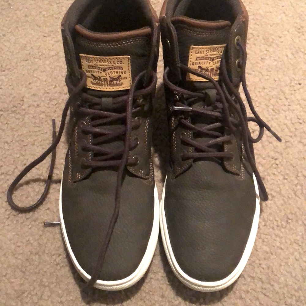 Men shoes Levi’s size US 9
